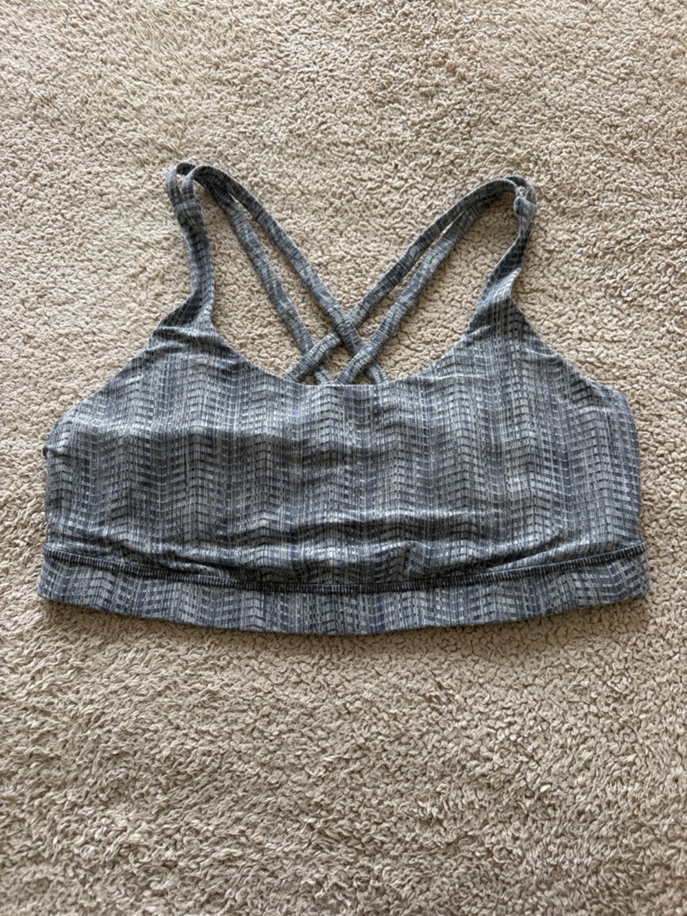 lululemon athletica Gray Energy Strappy Sports Bra - Picture 3 of 9